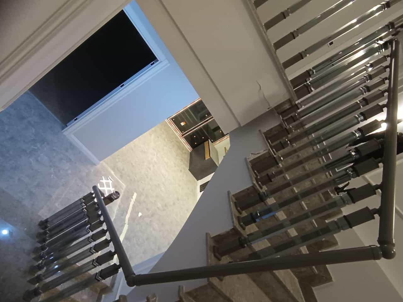 Merdiven pleksi korkuluk 50